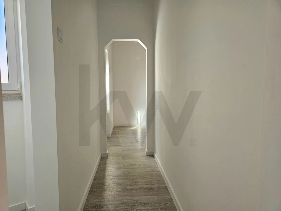 Apartamento T1 para Venda em São Vicente Foto 5