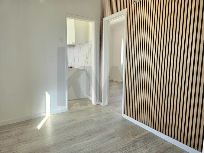 Apartamento T1 para Venda em São Vicente Foto 6