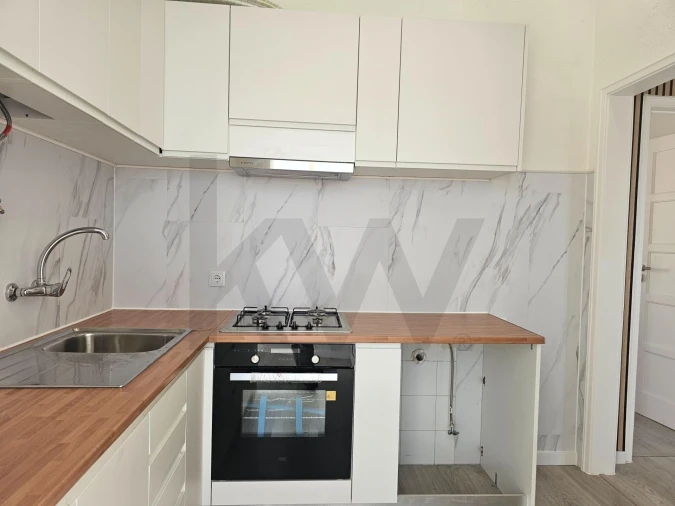 Apartamento T1 para Venda em São Vicente Foto 9