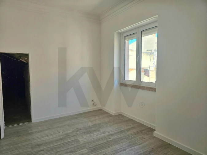 Apartamento T1 para Venda em São Vicente Foto 13