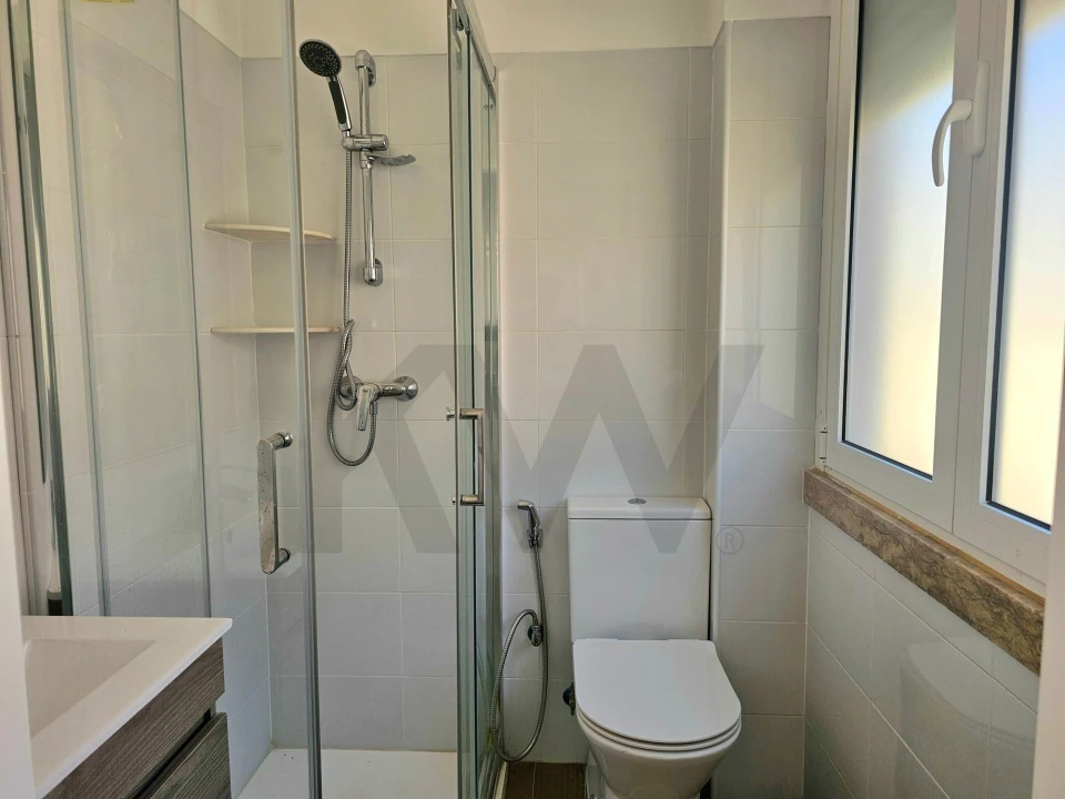 Apartamento T1 para Venda em São Vicente Foto 12