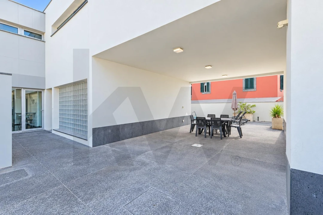Moradia T4 para Venda em São Martinho Foto 24