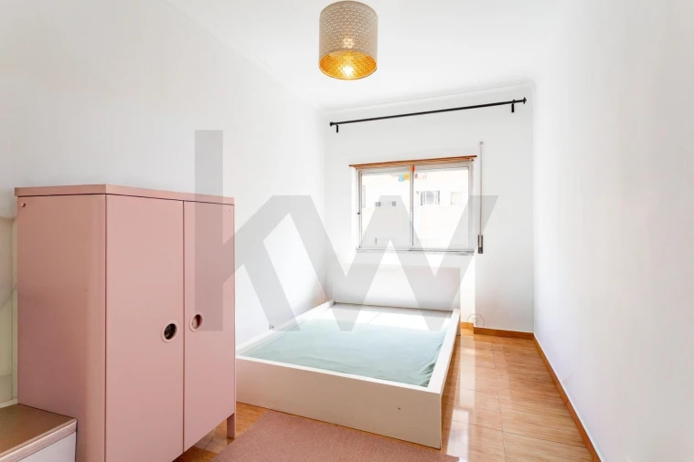 Apartamento T2 para Venda em Amora Foto 9