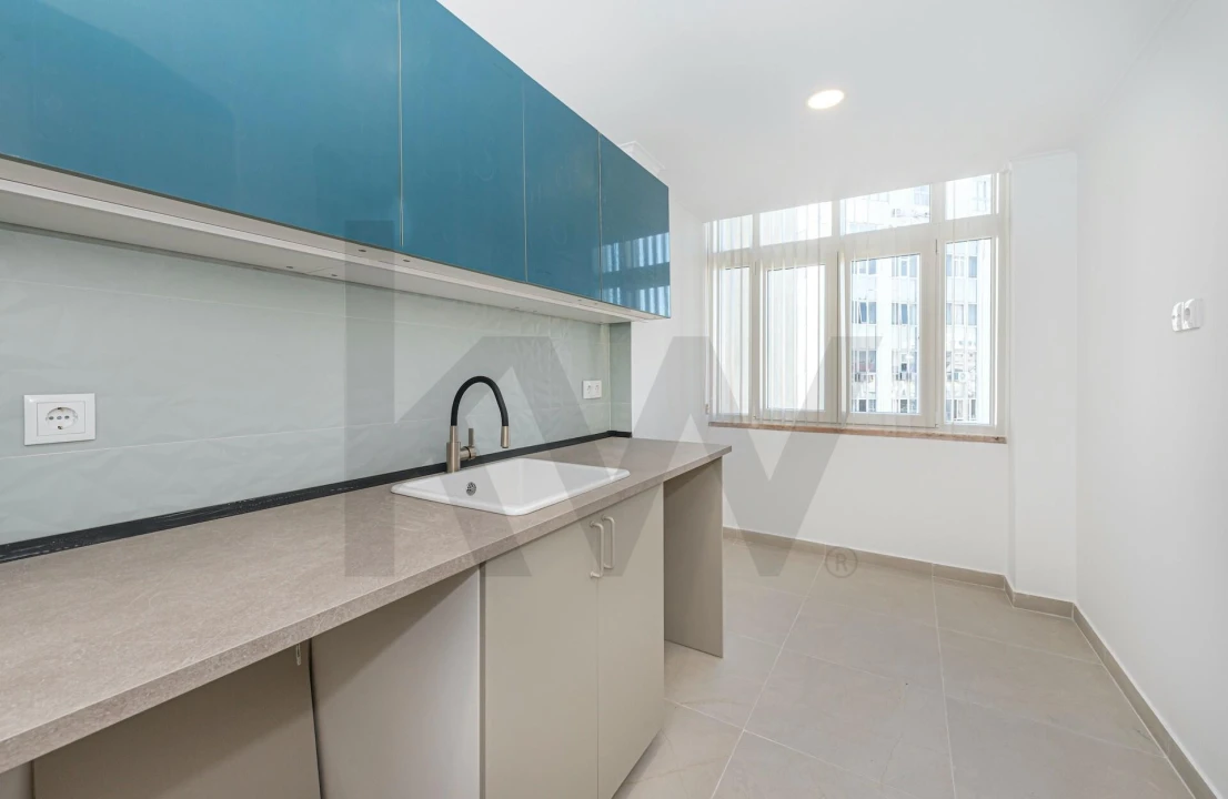 Apartamento T2 para Arrendamento em Venteira Foto 9