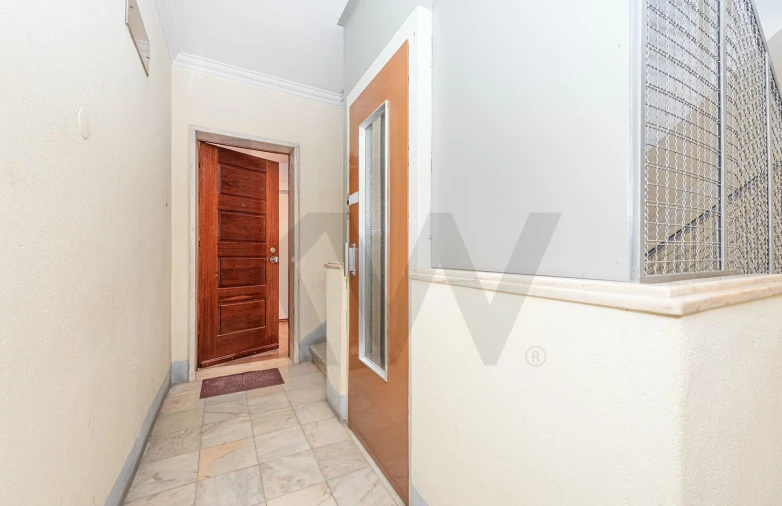 Apartamento T2 para Arrendamento em Venteira Foto 2