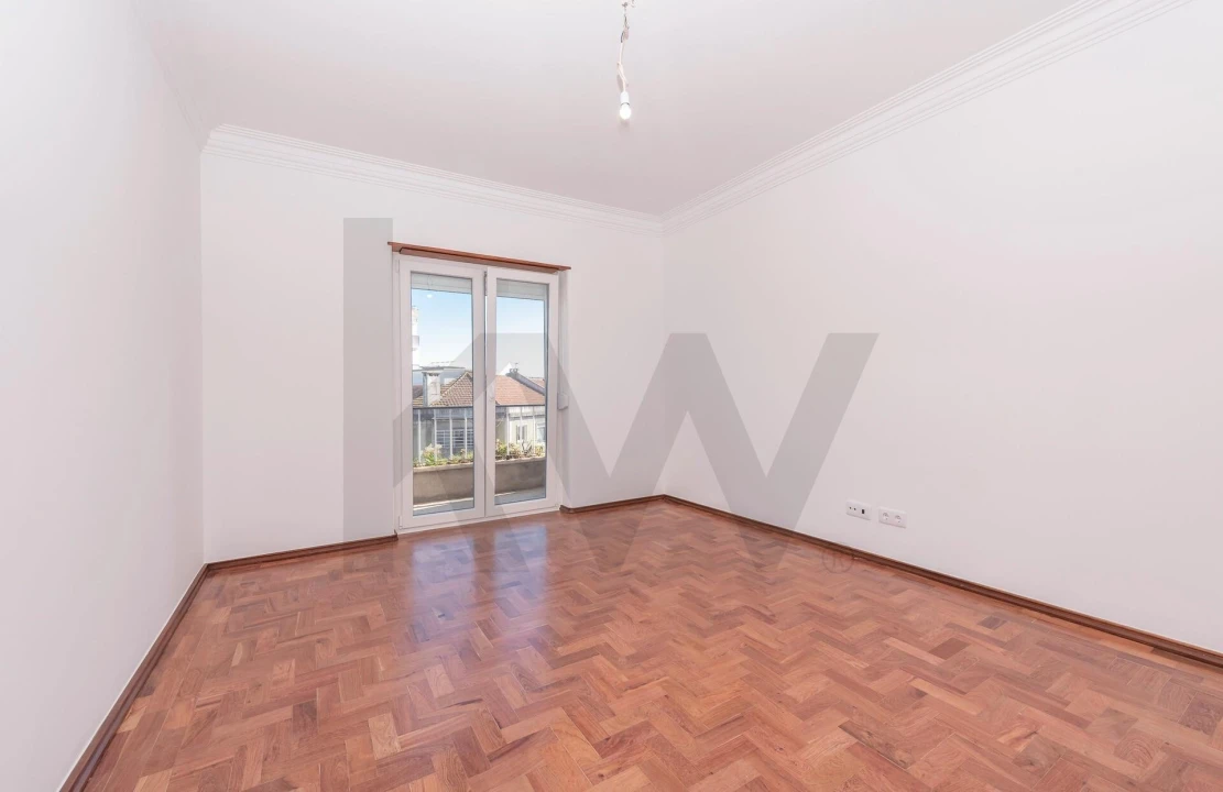 Apartamento T2 para Arrendamento em Venteira Foto 17