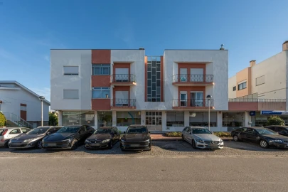 Apartamento T3 para Venda em Santa Marta de Portuzelo