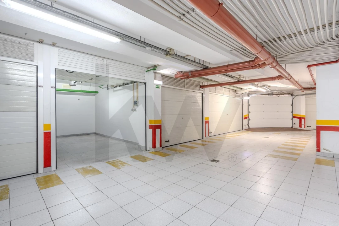Apartamento T1 para Venda em Águas Livres Foto 24