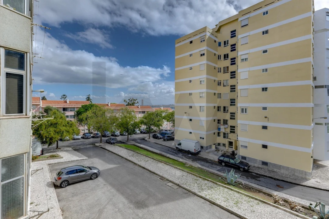 Apartamento T2 para Arrendamento em Belém Foto 4
