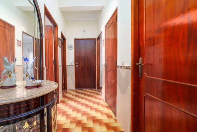 Apartamento T3 para Venda em Vila Real de Santo Antonio Foto 9