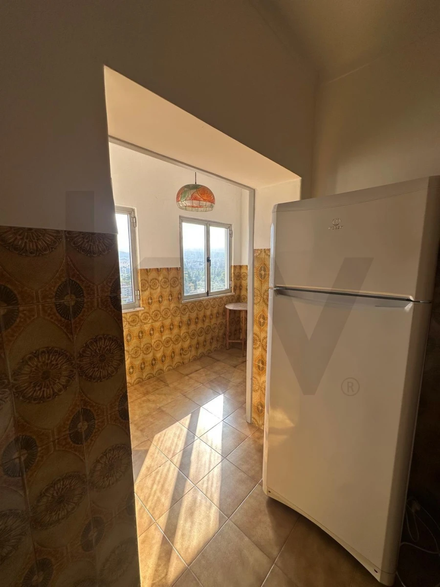 Apartamento T3 para Arrendamento em Santa Clara e Castelo Viegas Foto 5