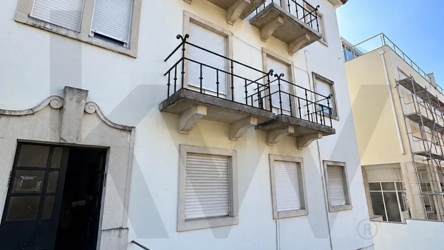 Apartamento T3 para Arrendamento em Santa Clara e Castelo Viegas