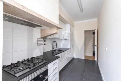 Apartamento T2 para Arrendamento em Estrela