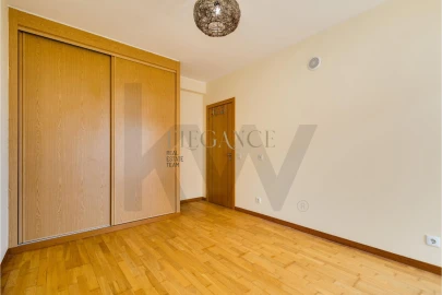 Apartamento T2 para Venda em Loule (São Clemente)