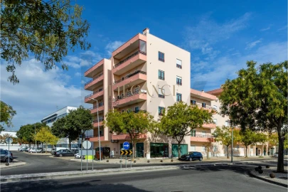 Apartamento T2 para Venda em Loule (São Clemente)