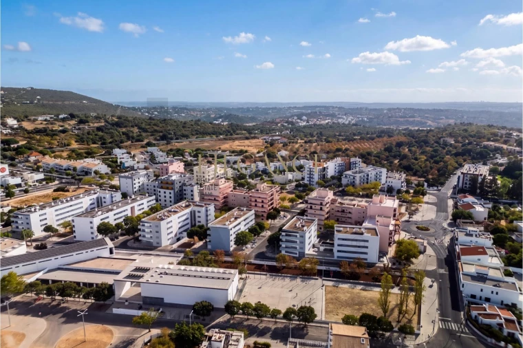 Apartamento T2 para Venda em Loule (São Clemente) Foto 32