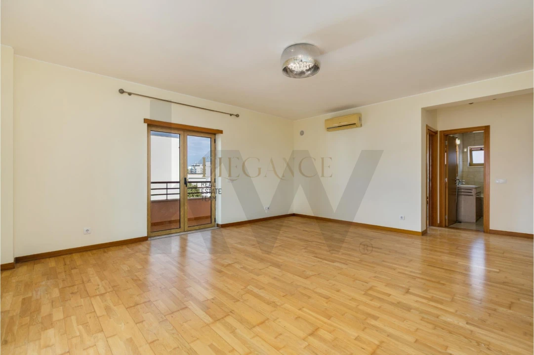 Apartamento T2 para Venda em Loule (São Clemente) Foto 5