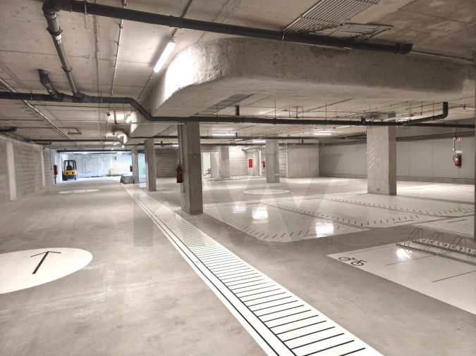 Apartamento T1 para Arrendamento em Santa Clara Foto 11