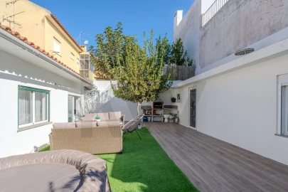 Moradia T3 para Arrendamento em Alcabideche