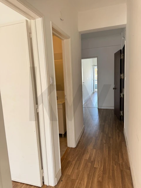 Apartamento T2 para Arrendamento em Benfica