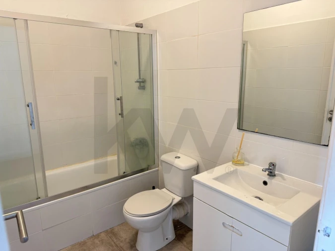 Apartamento T2 para Arrendamento em Benfica Foto 16