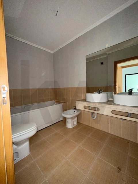 Apartamento T2 para Arrendamento em Mafra