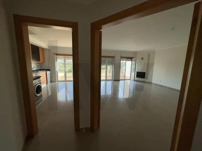 Apartamento T2 para Arrendamento em Mafra Foto 4