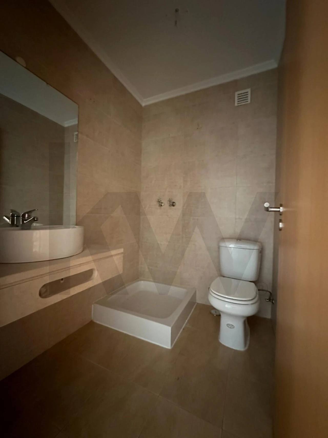 Apartamento T2 para Arrendamento em Mafra Foto 7