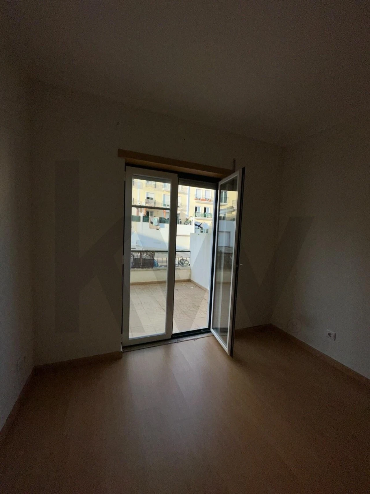 Apartamento T2 para Arrendamento em Mafra Foto 8