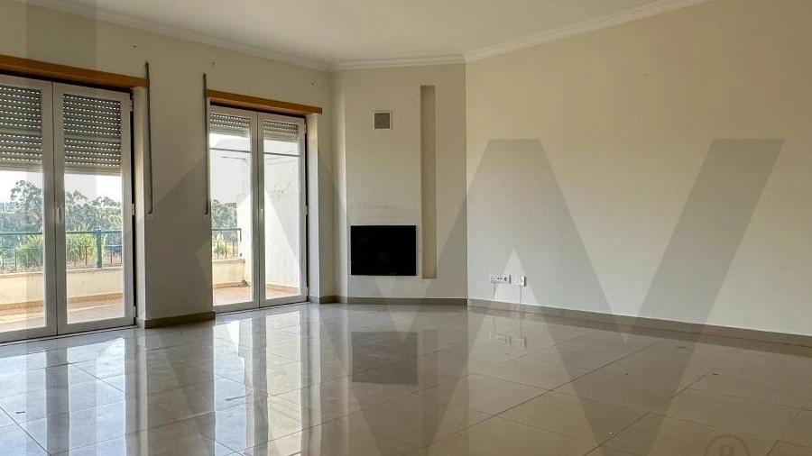 Apartamento T2 para Arrendamento em Mafra