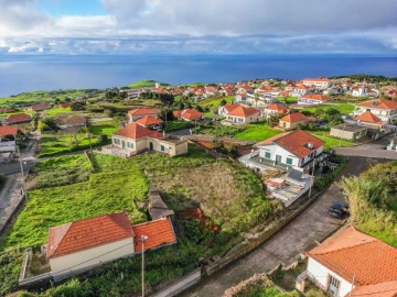 Terreno para Venda em Ponta do Pargo