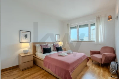 Apartamento T2 para Arrendamento em Olivais