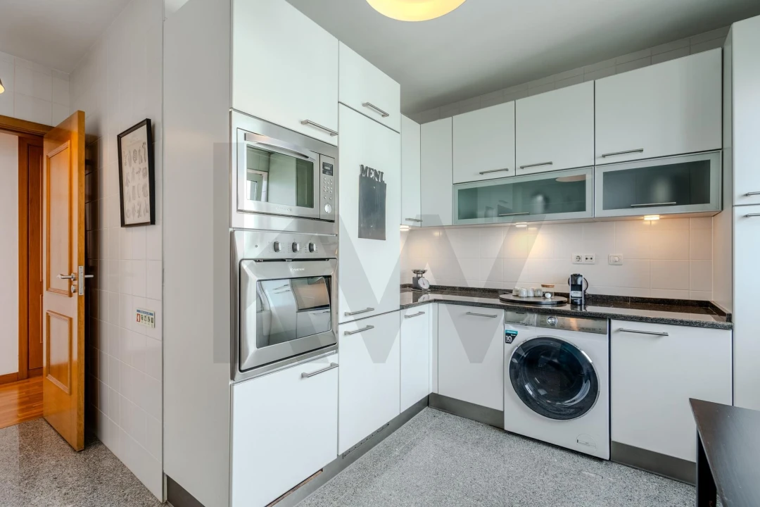 Apartamento T2 para Arrendamento em Olivais Foto 16