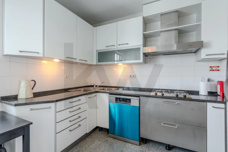 Apartamento T2 para Arrendamento em Olivais Foto 14