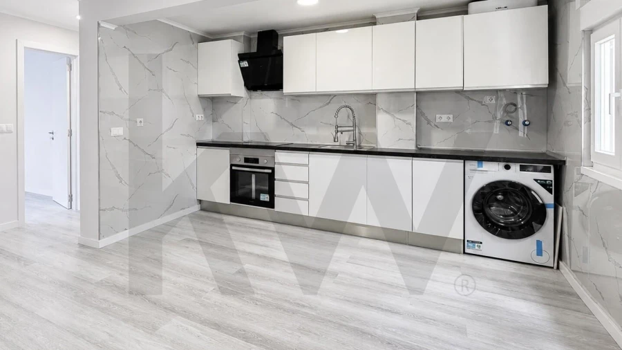 Apartamento T3 para Venda em Laranjeiro e Feijó