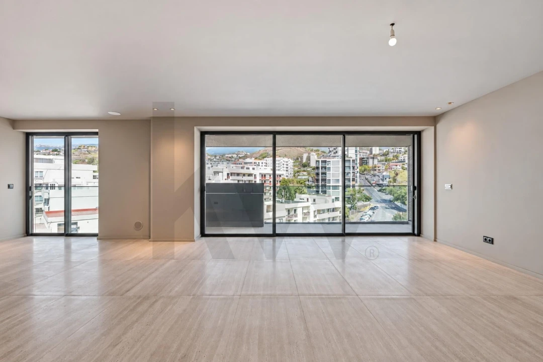 Apartamento T2 para Venda em São Martinho Foto 5