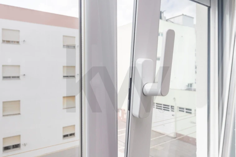 Apartamento T3 para Venda em Setubal (São Sebastião) Foto 3