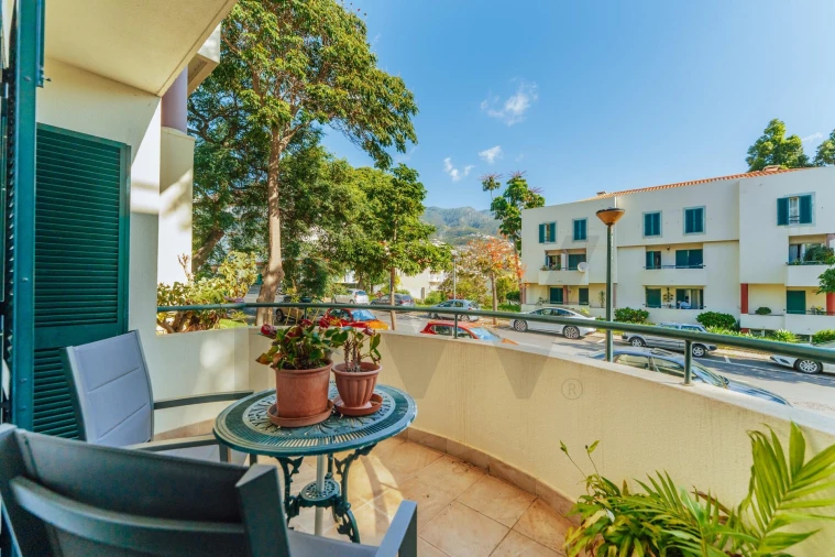 Apartamento T2 para Venda em Santo Antonio Foto 20