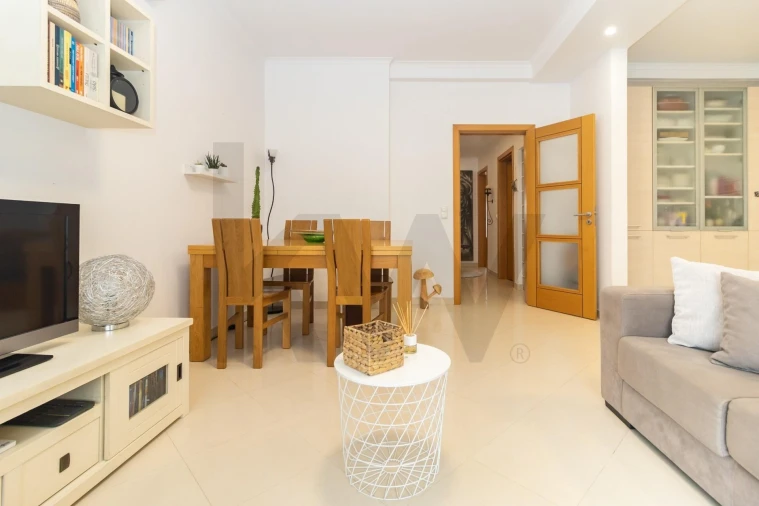 Apartamento T2 para Venda em Amora Foto 5