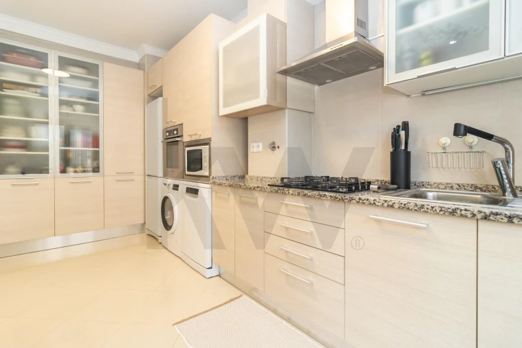 Apartamento T2 para Venda em Amora Foto 10