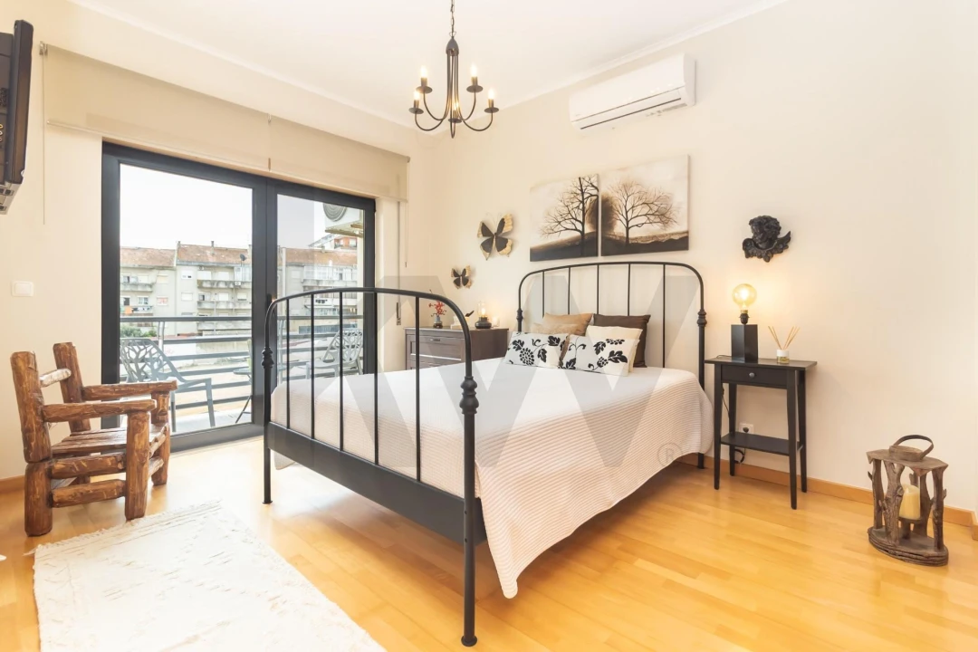 Apartamento T2 para Venda em Amora Foto 20
