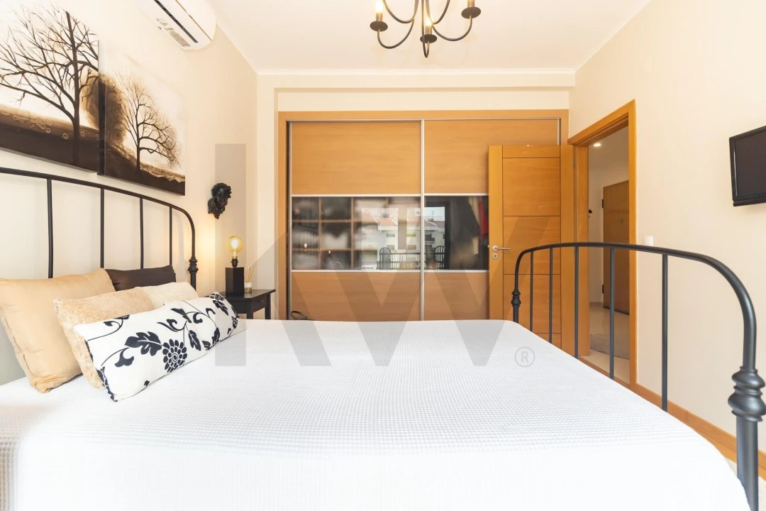 Apartamento T2 para Venda em Amora Foto 24