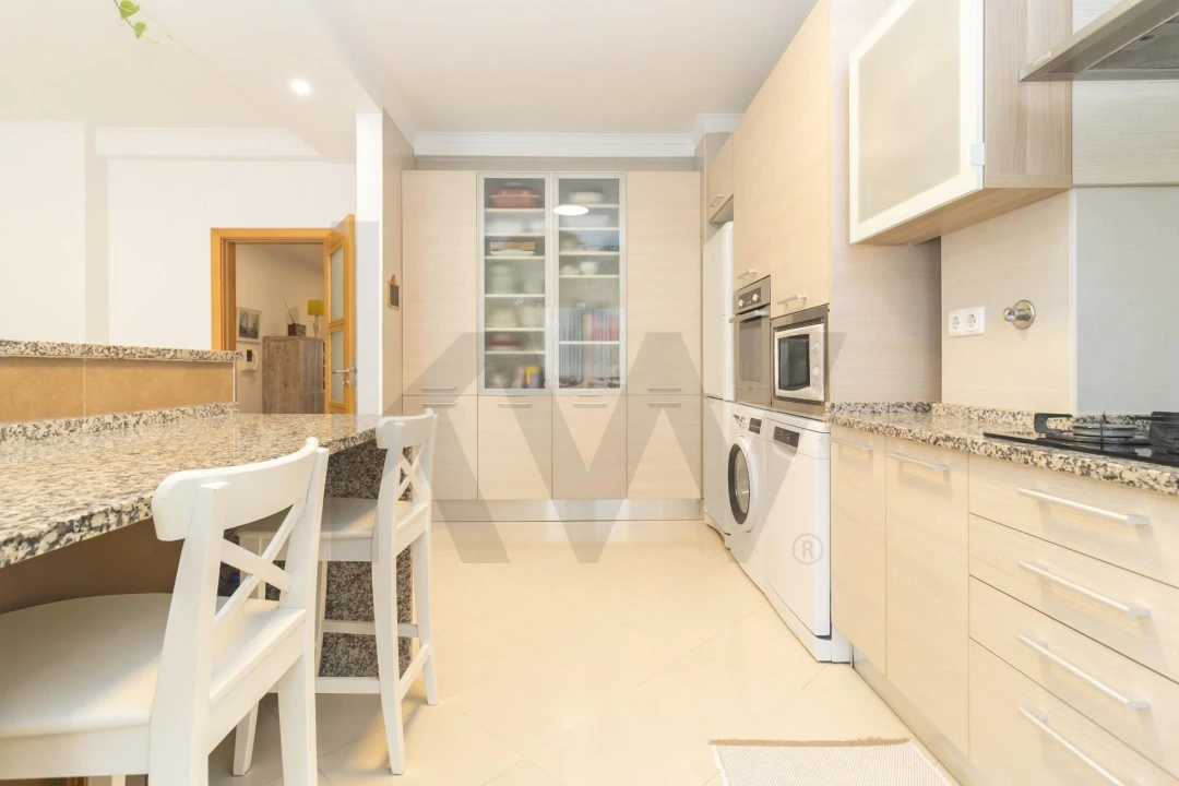 Apartamento T2 para Venda em Amora Foto 12