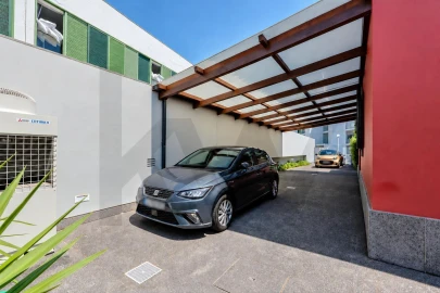 Moradia T4 para Venda em São Martinho