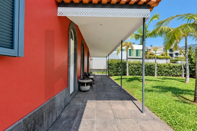 Moradia T4 para Venda em São Martinho Foto 10