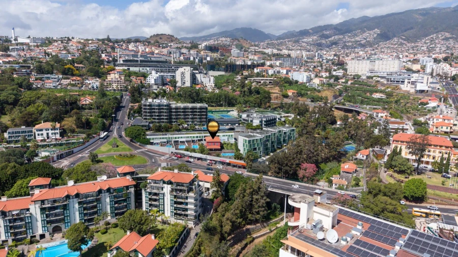 Moradia T4 para Venda em São Martinho Foto 81