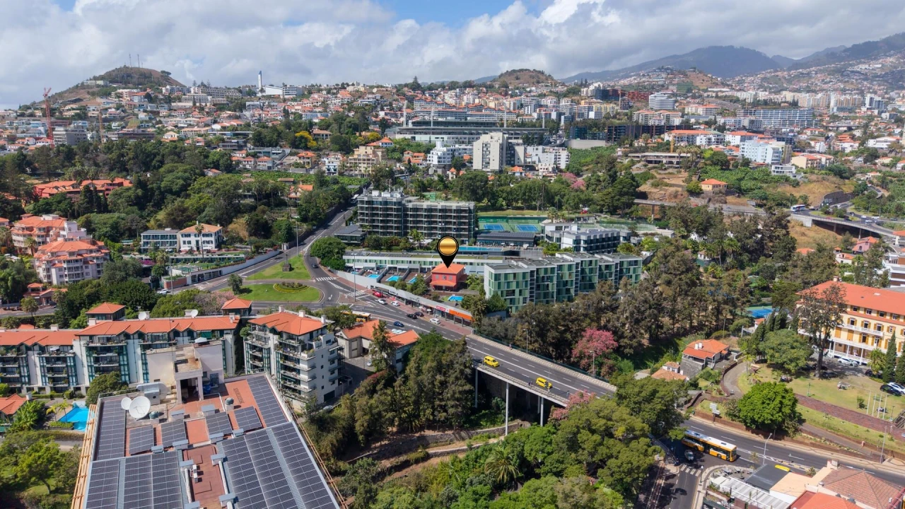 Moradia T4 para Venda em São Martinho Foto 79