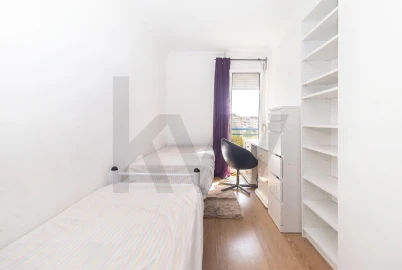 Apartamento T2 para Venda em Baixa da Banheira e Vale da Amoreira