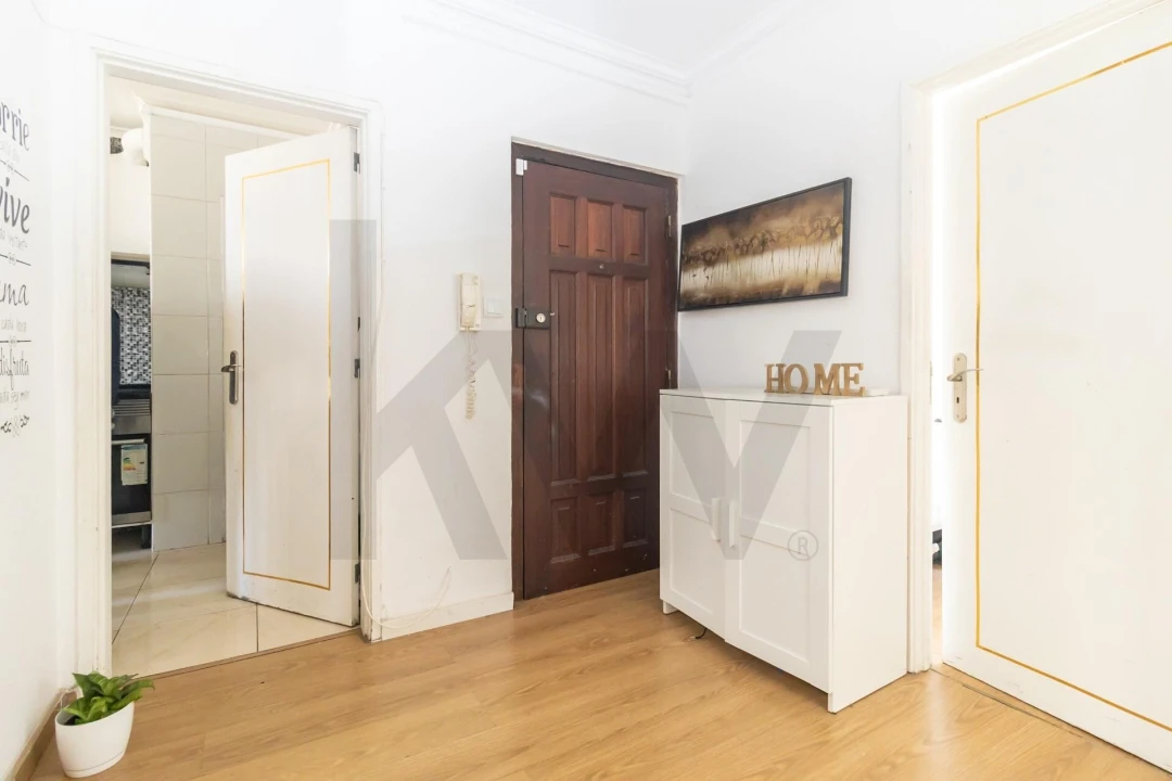 Apartamento T2 para Venda em Baixa da Banheira e Vale da Amoreira Foto 1