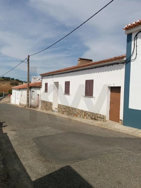 Moradia T3 para Venda em Selmes